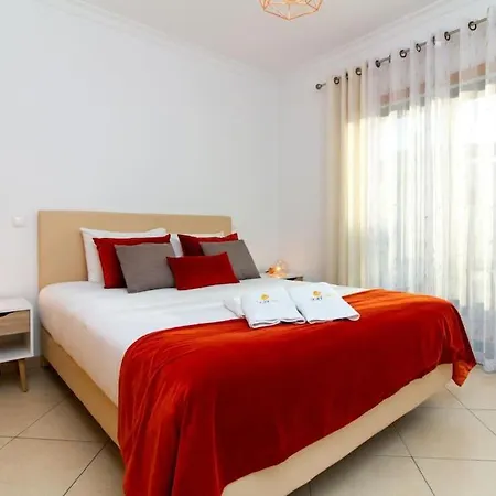 Magnolia Ab House - Pool View & Privat Garden & Garage * Albufeira