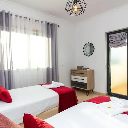 Magnolia Ab House - Pool View & Privat Garden & Garage Albufeira