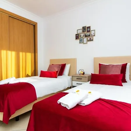 Magnolia Ab House - Pool View & Privat Garden & Garage Villa *